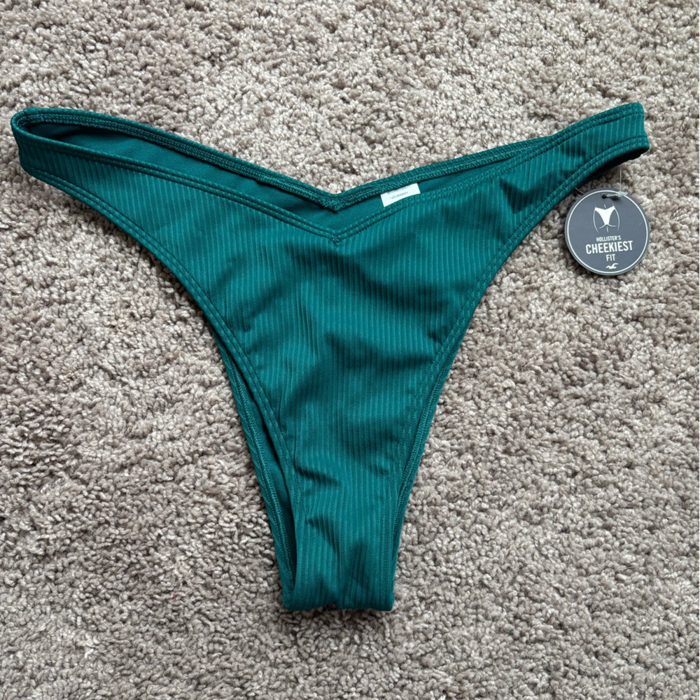 🌊 Hollister Ribbed Cheekiest Bikini Bottoms – Emerald Green – NWT 🌊